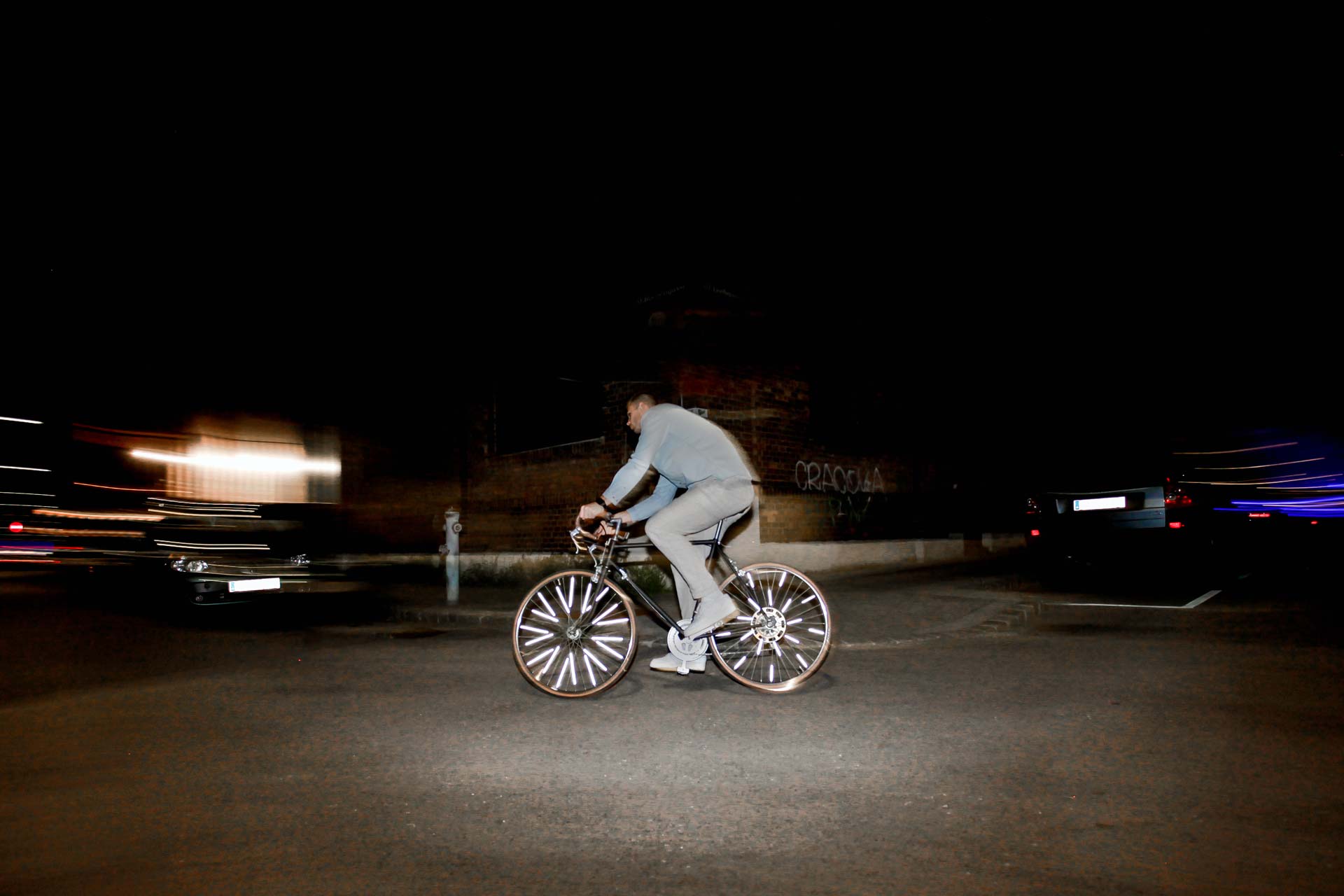 Bei Nacht sicher ans Ziel: Tipps für bessere Sichtbarkeit auf dem Fahrrad